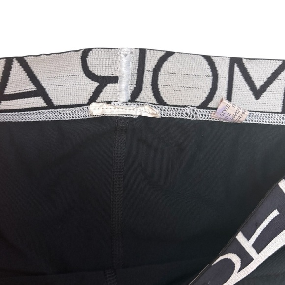 🌺UNDER ARMOUR & NO BOUNDARIES BUNDLE/LOT/MULTIPLES OF LEGGINGS AND SHORTS - Picture 4 of 7